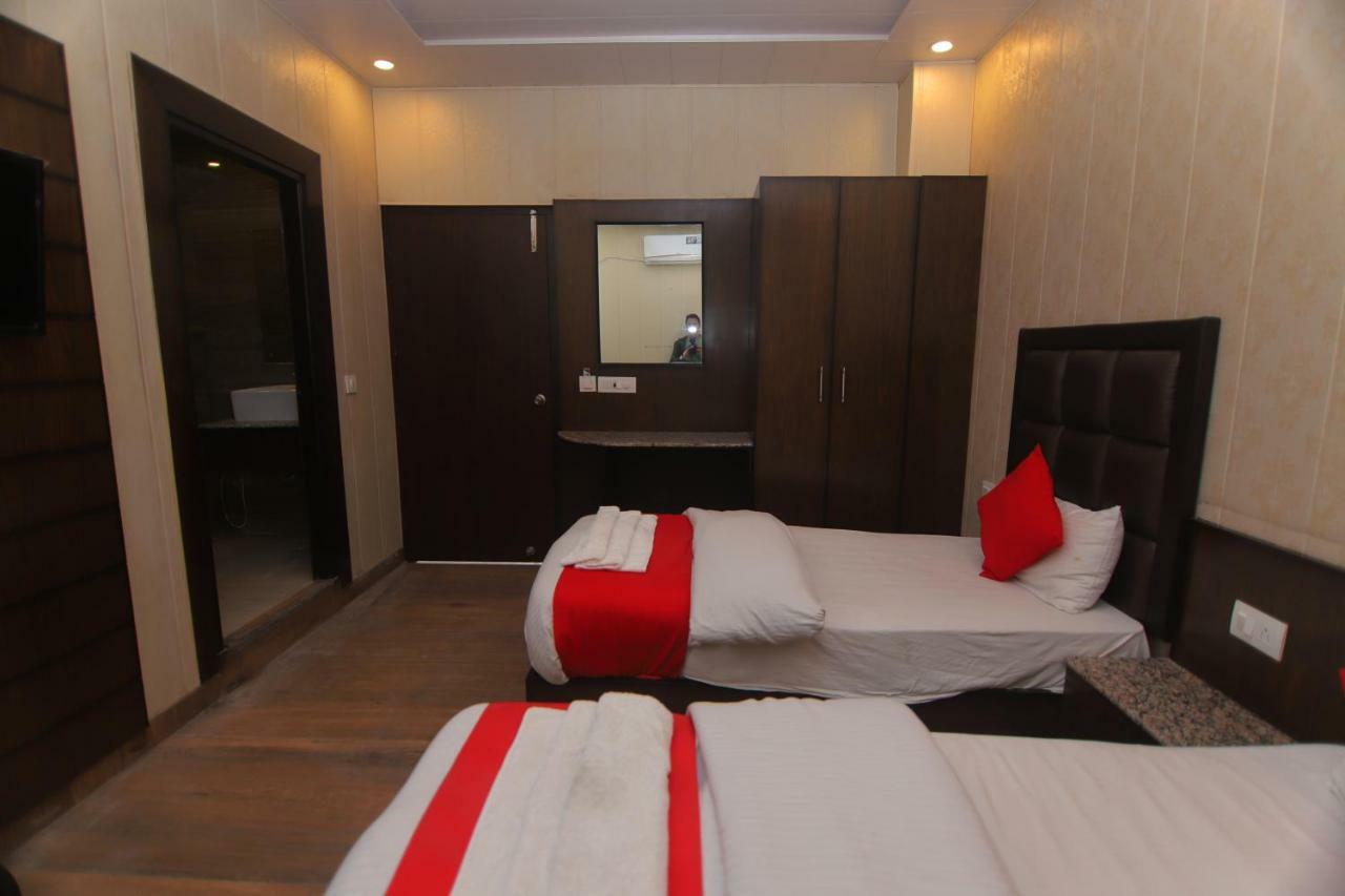 Hotel Sk International Rishīkesh Exterior foto